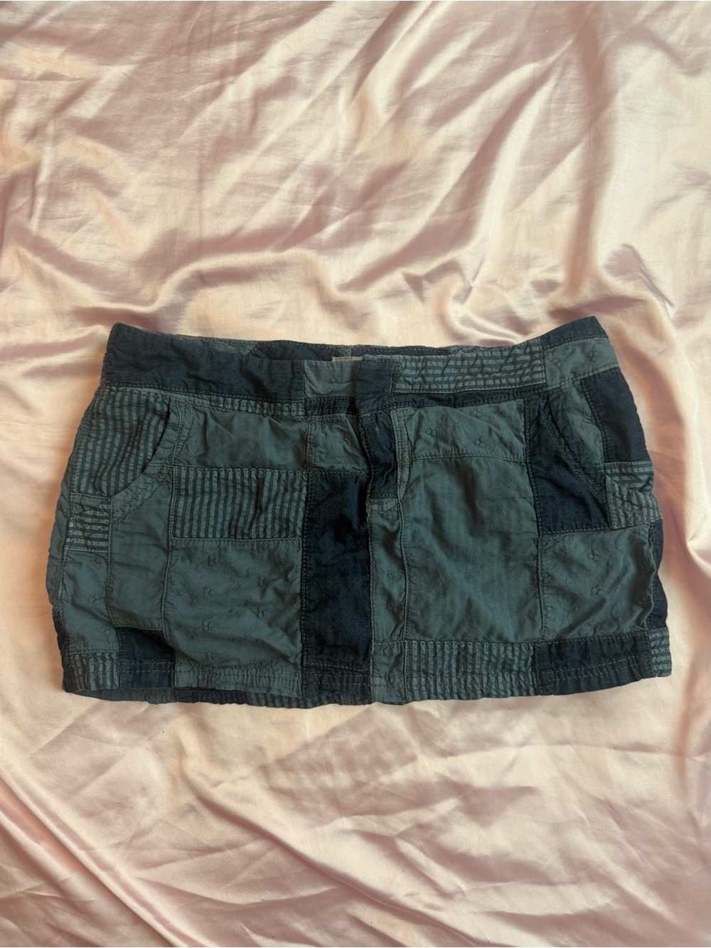 Women’s Patchwork Cargo Mini Skirt - Black/Charcoal/Denim Blue